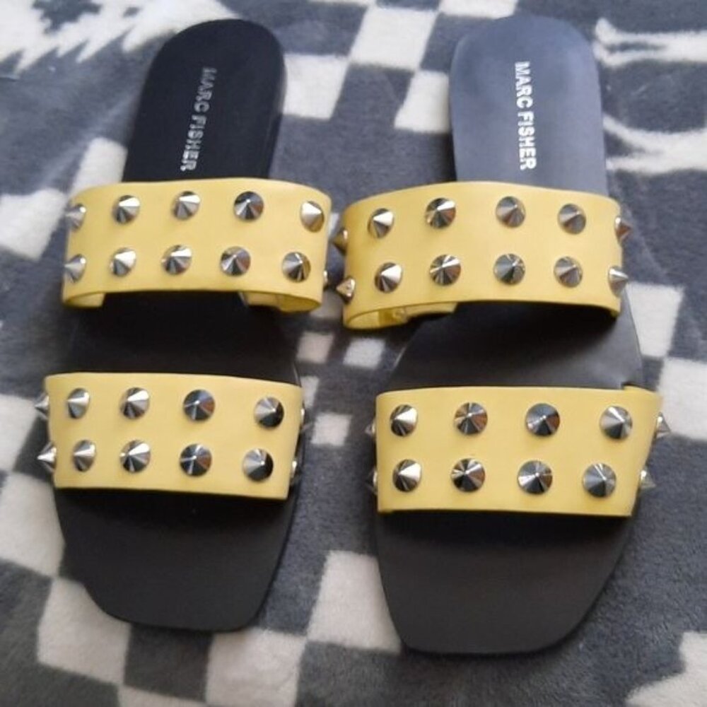 Marc Fisher Yellow Bolive Studded Slide Slip On Sandals Size 8.5